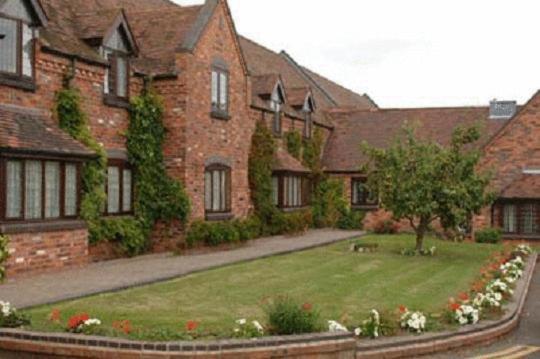 The Pear Tree Inn & Country Hotel Hindlip Exteriör bild