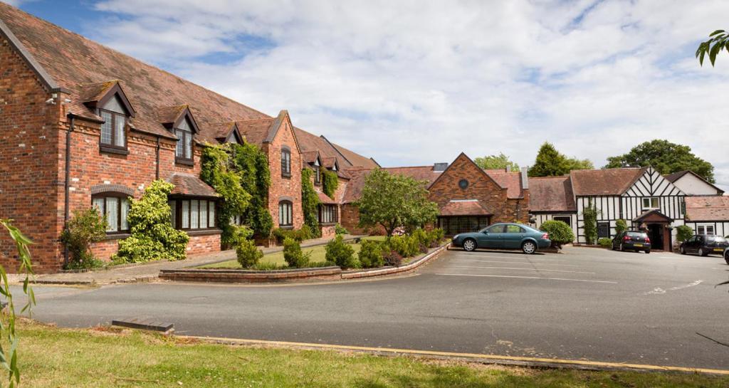 The Pear Tree Inn & Country Hotel Hindlip Exteriör bild